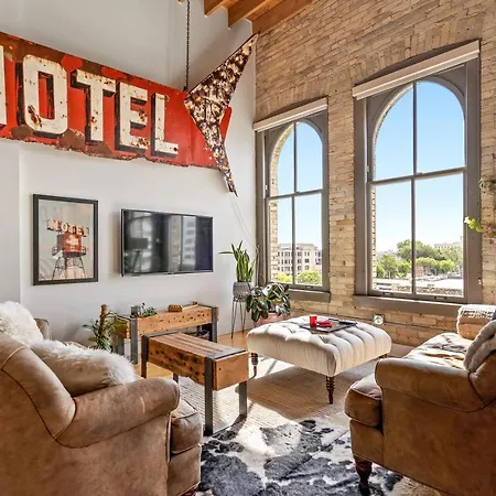 The Goatel - 1 Bdrm Apartment